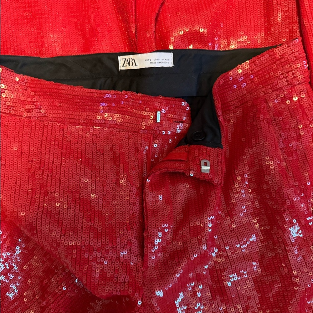 Zara Bloggers favorite full red sequin suit -see size - Picture 9 of 10